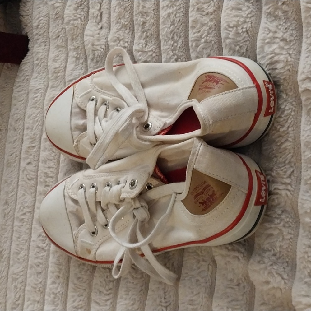 Shoes - Picture 3 of 3